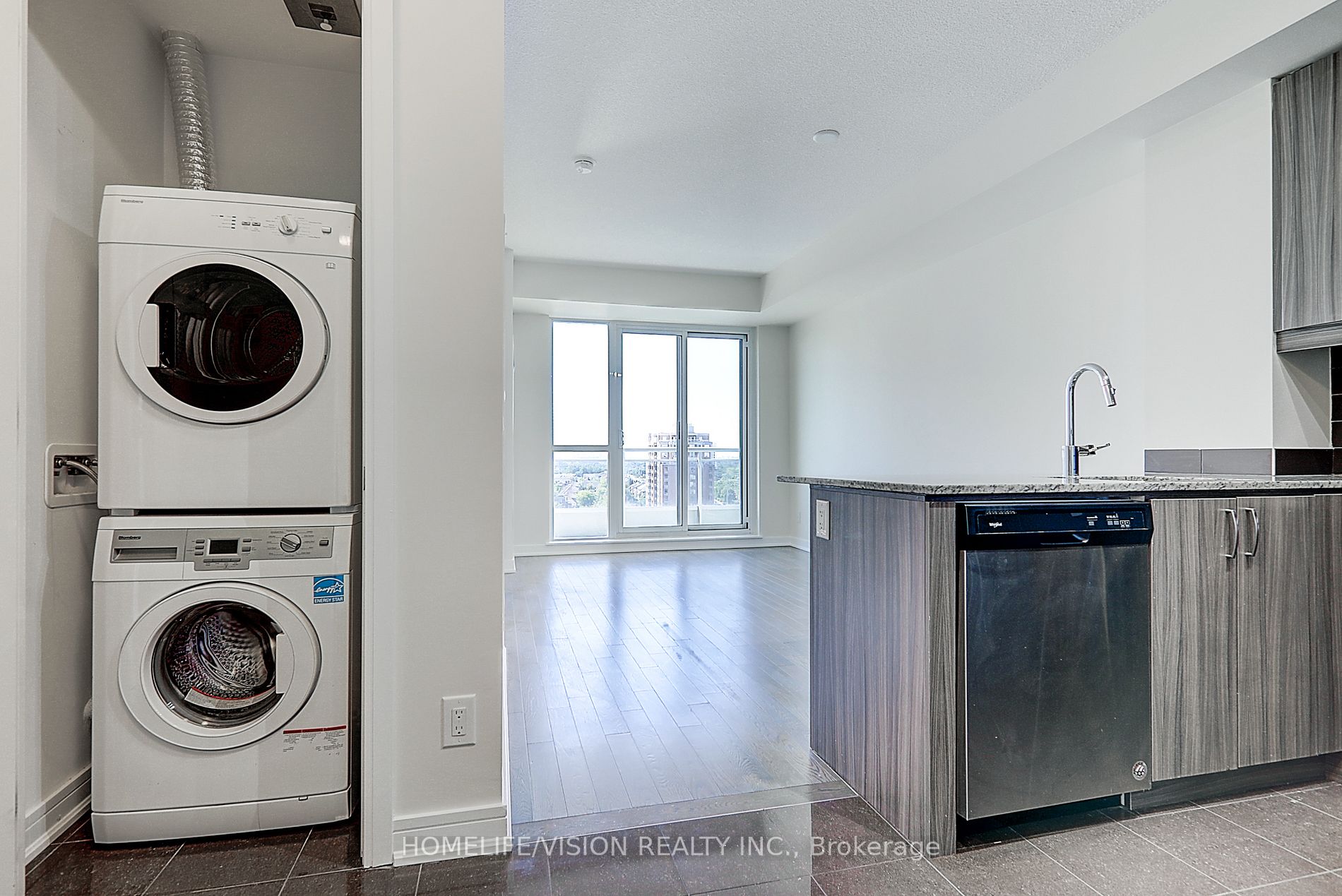 9205 Yonge St, #1111