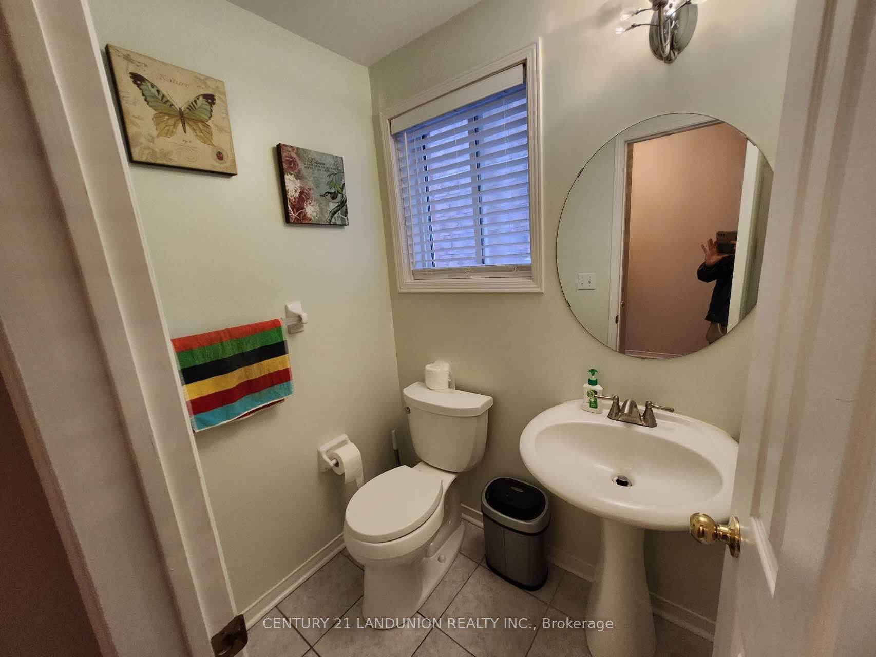 10 Fairlawn Ave