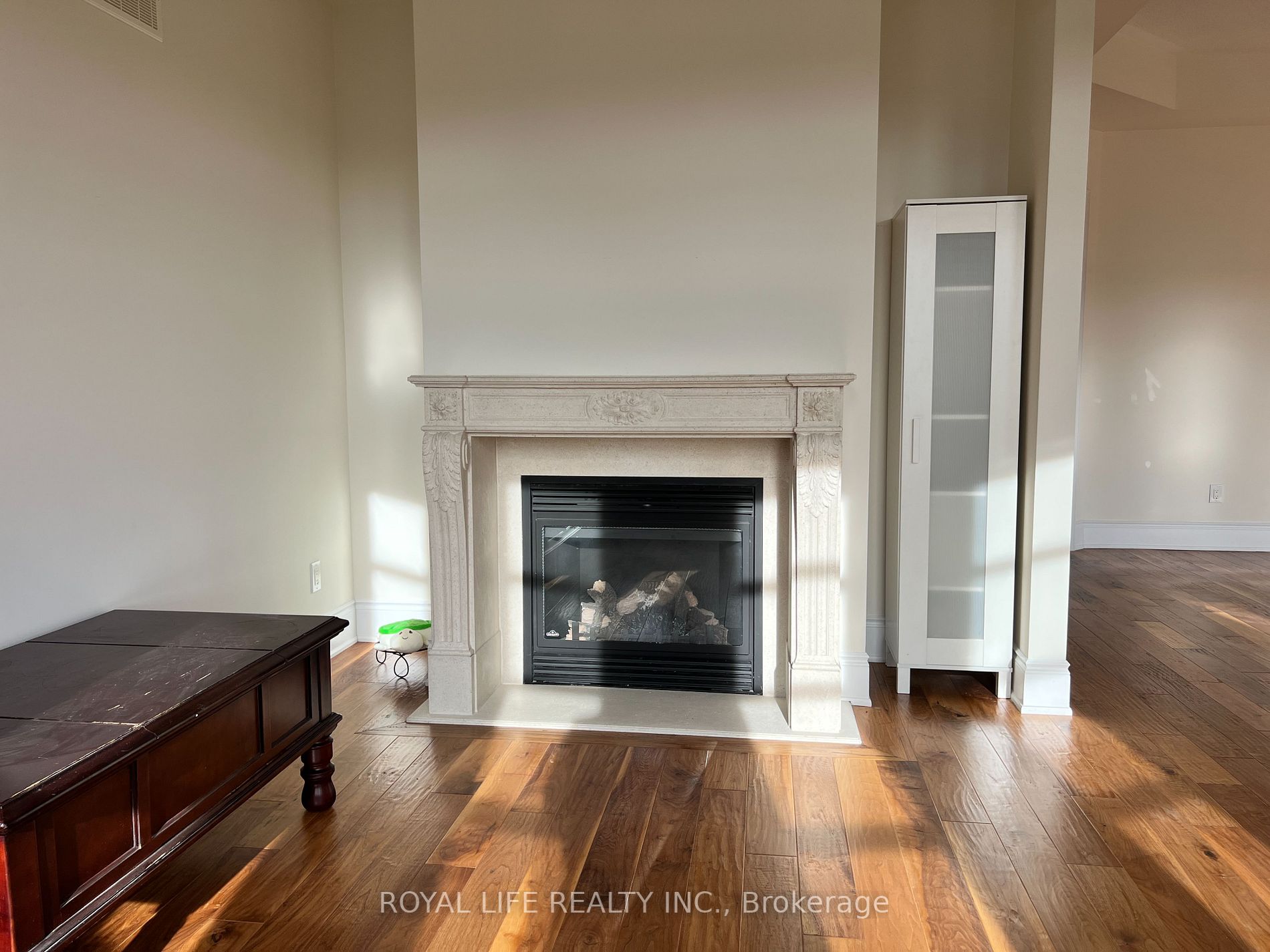 68 Carisbrooke Circle