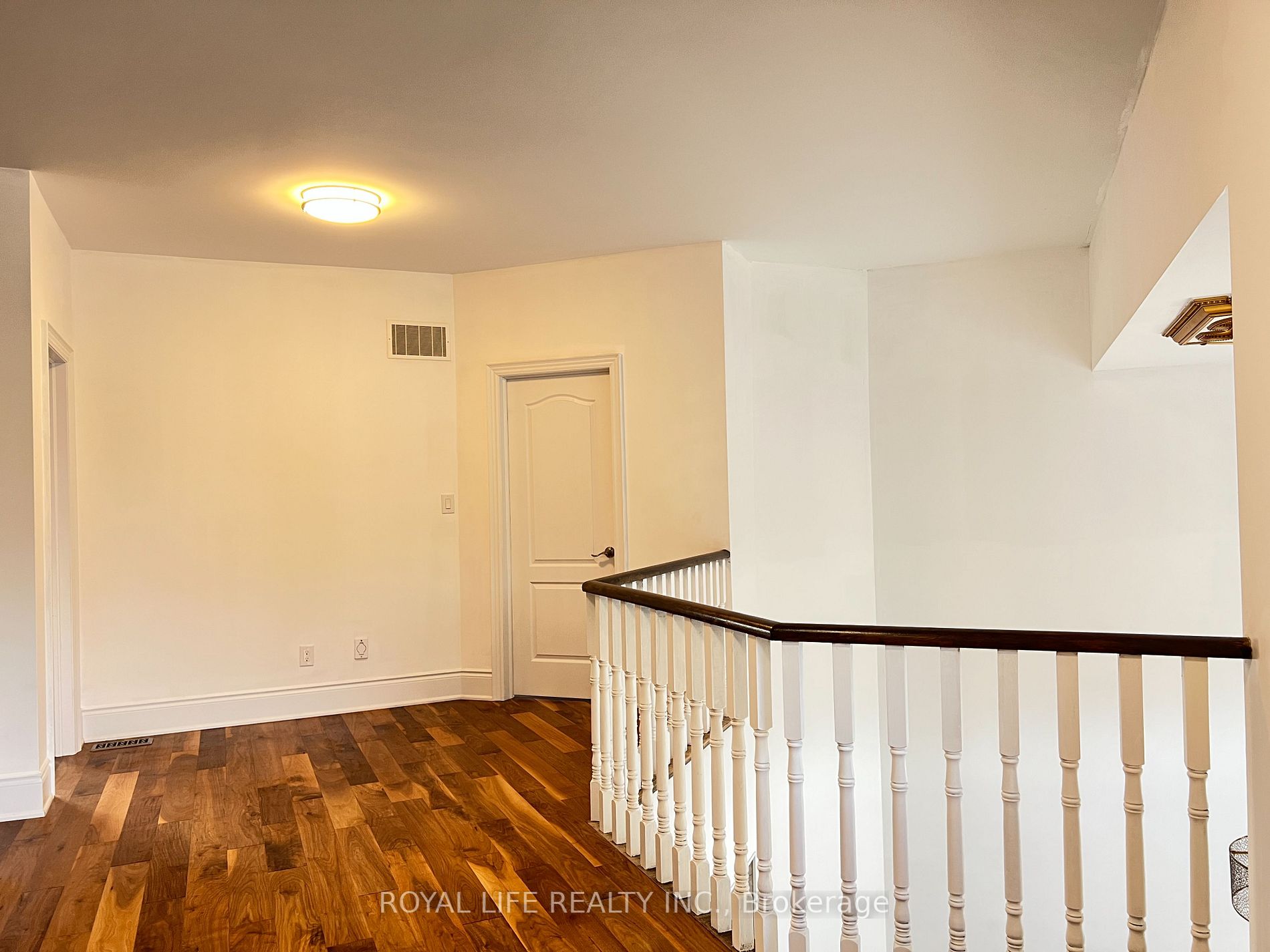 68 Carisbrooke Circle