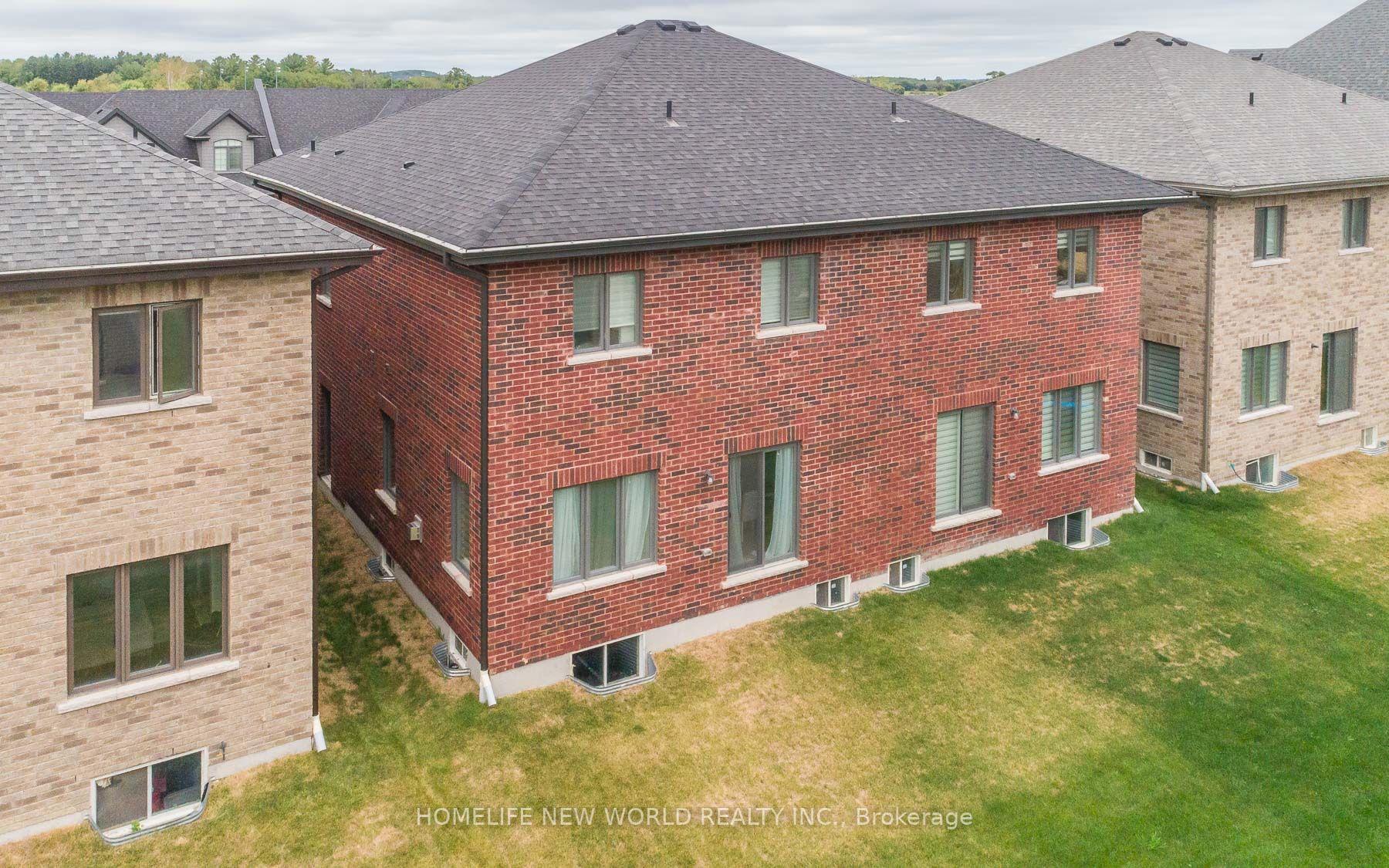 10 Ballinger Way
