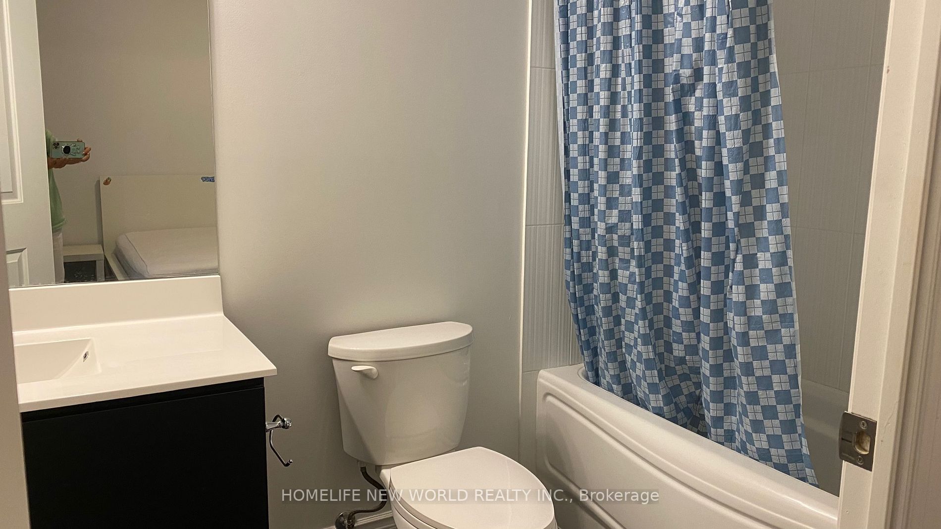99 South Town Centre Blvd, #901