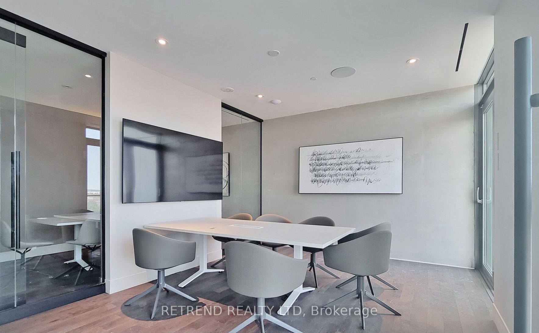 1000 Portage Parkway, #2706