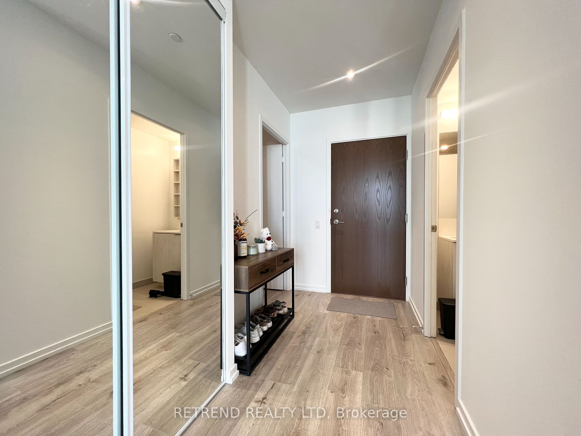 1000 Portage Parkway, #2706