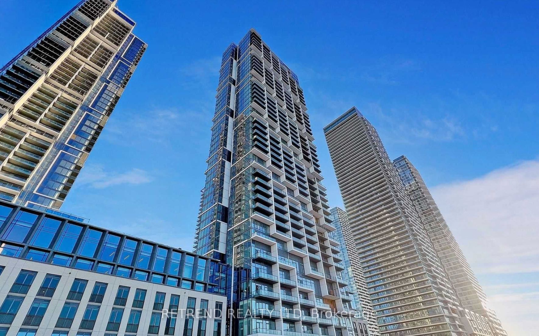 1000 Portage Parkway, #2706