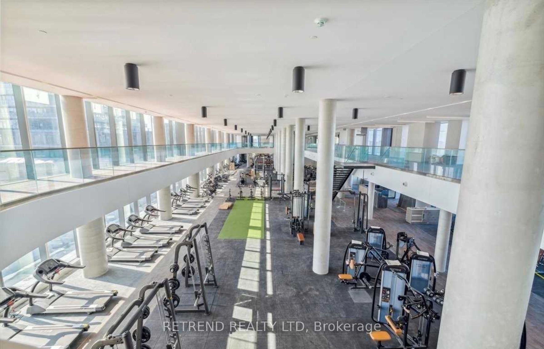 1000 Portage Parkway, #2706