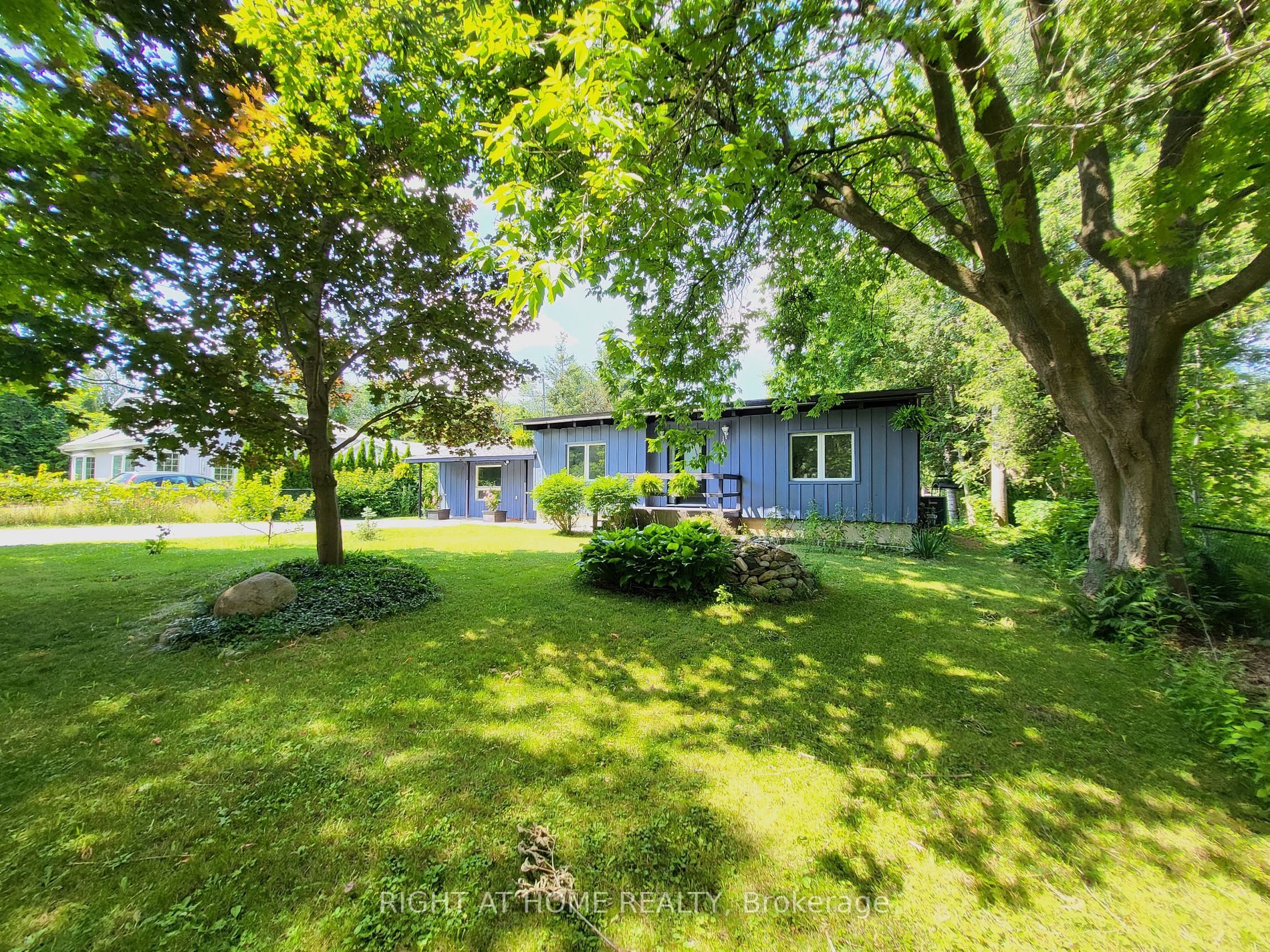1012 Goshen Rd