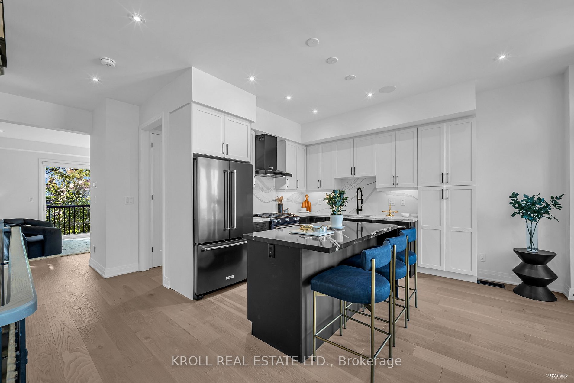6 Howick Lane