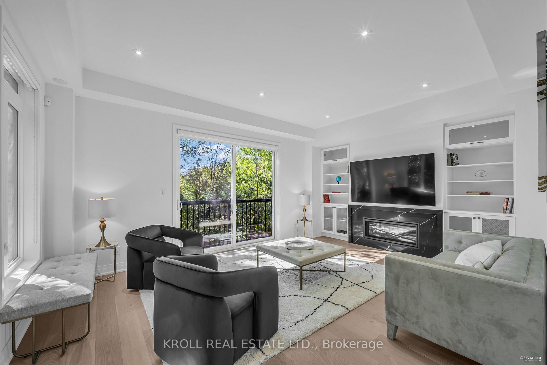 6 Howick Lane