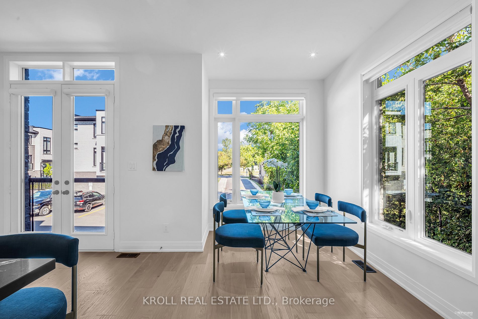 6 Howick Lane