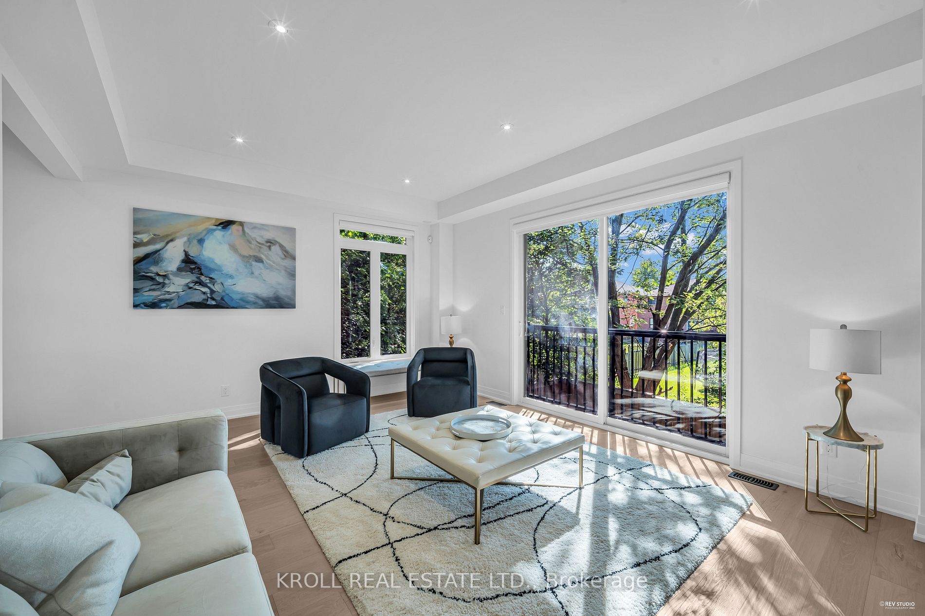 6 Howick Lane
