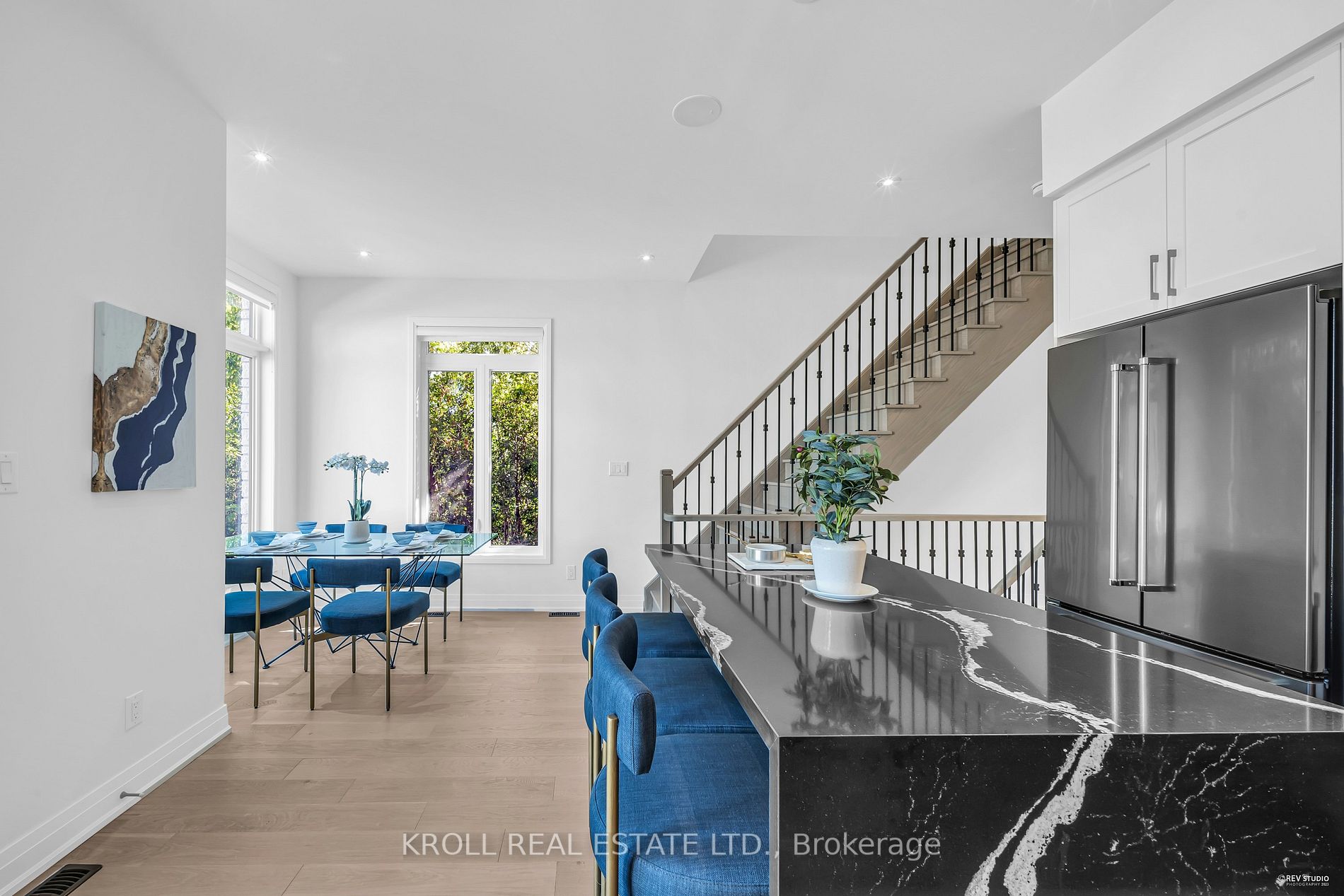 6 Howick Lane