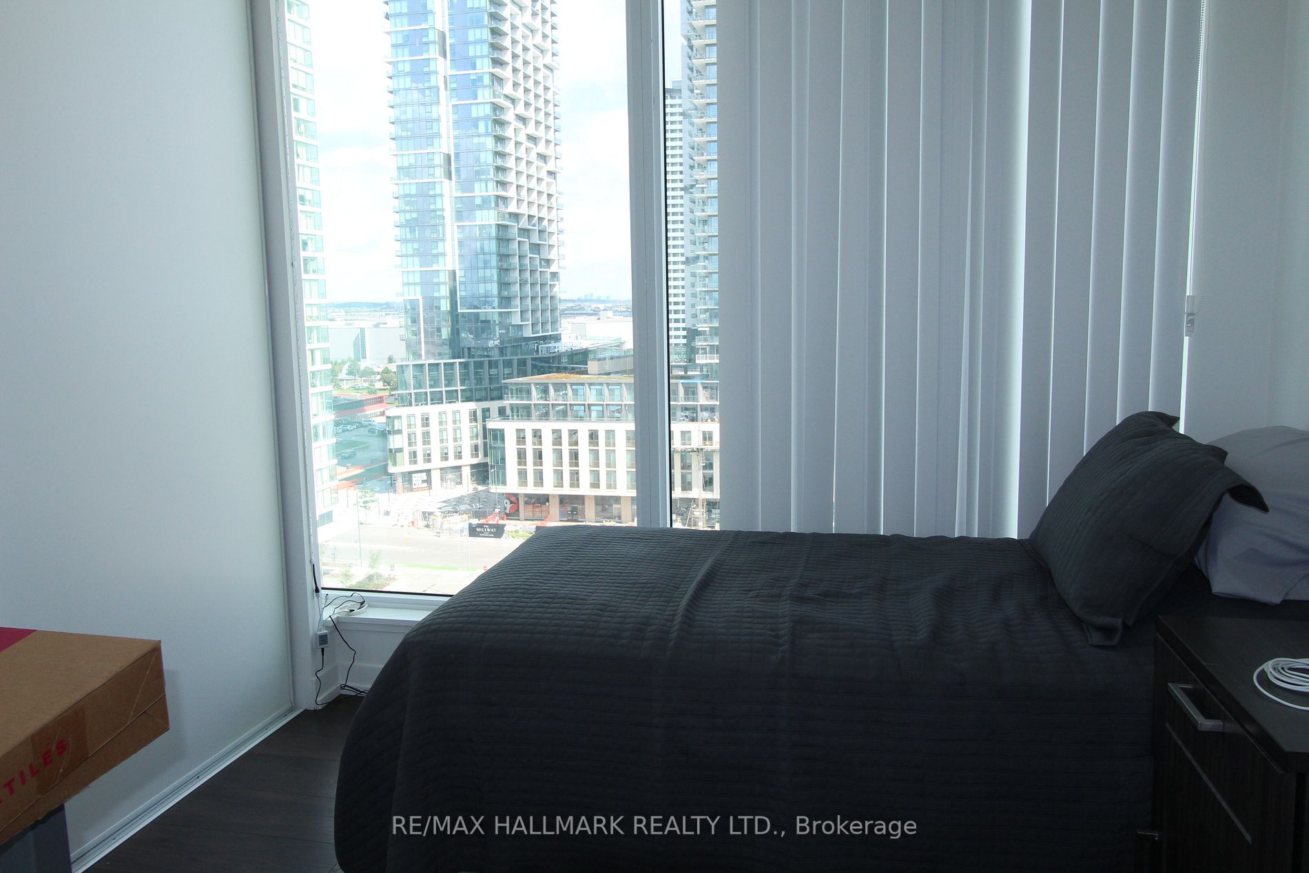 5 Buttermill Avenue, #1502