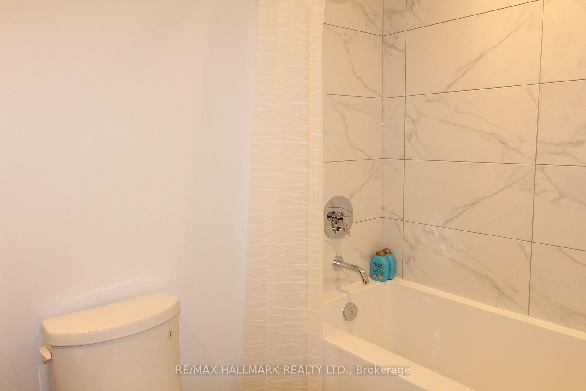 5 Buttermill Avenue, #1502