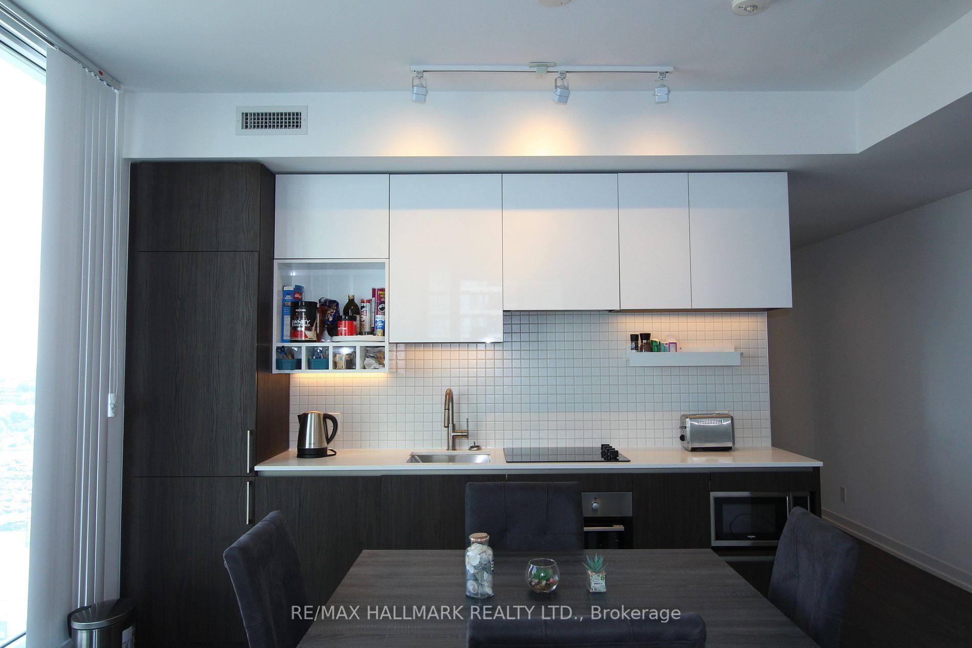 5 Buttermill Avenue, #1502