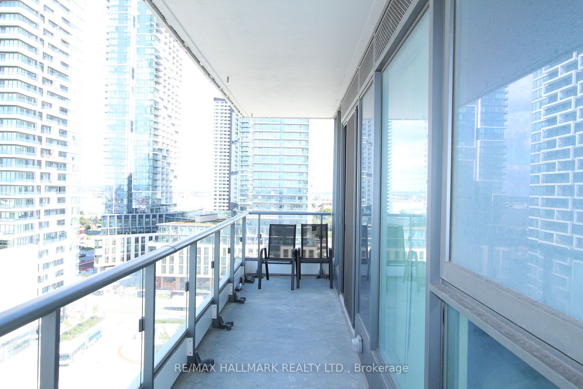 5 Buttermill Avenue, #1502