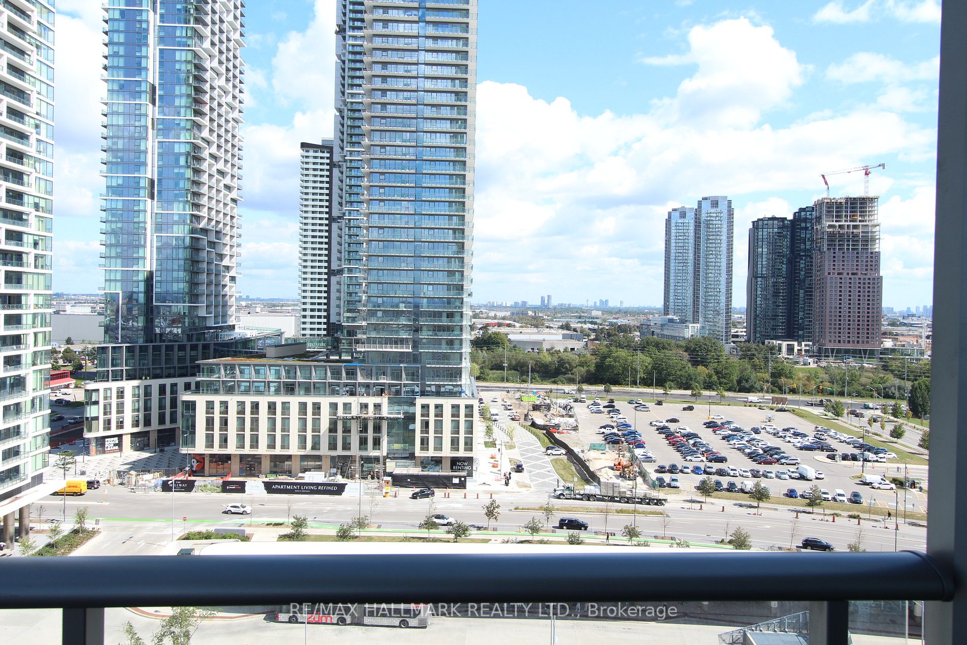 5 Buttermill Avenue, #1502