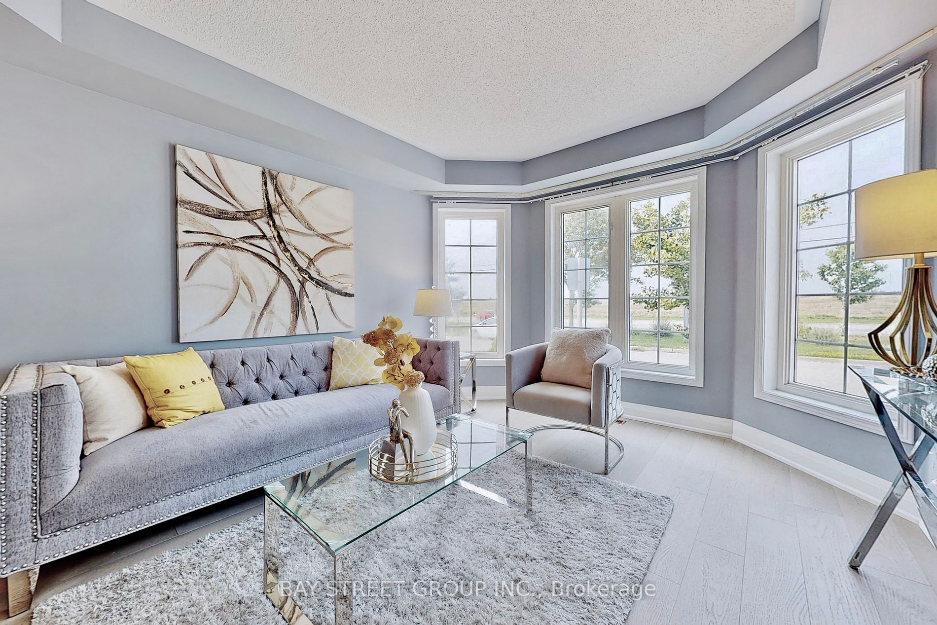 25 Tower Bridge Cres