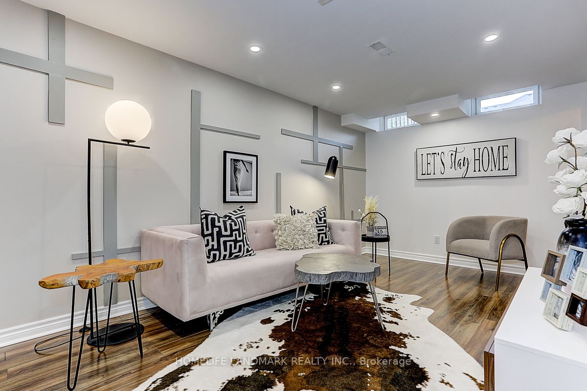8 Coco Ave