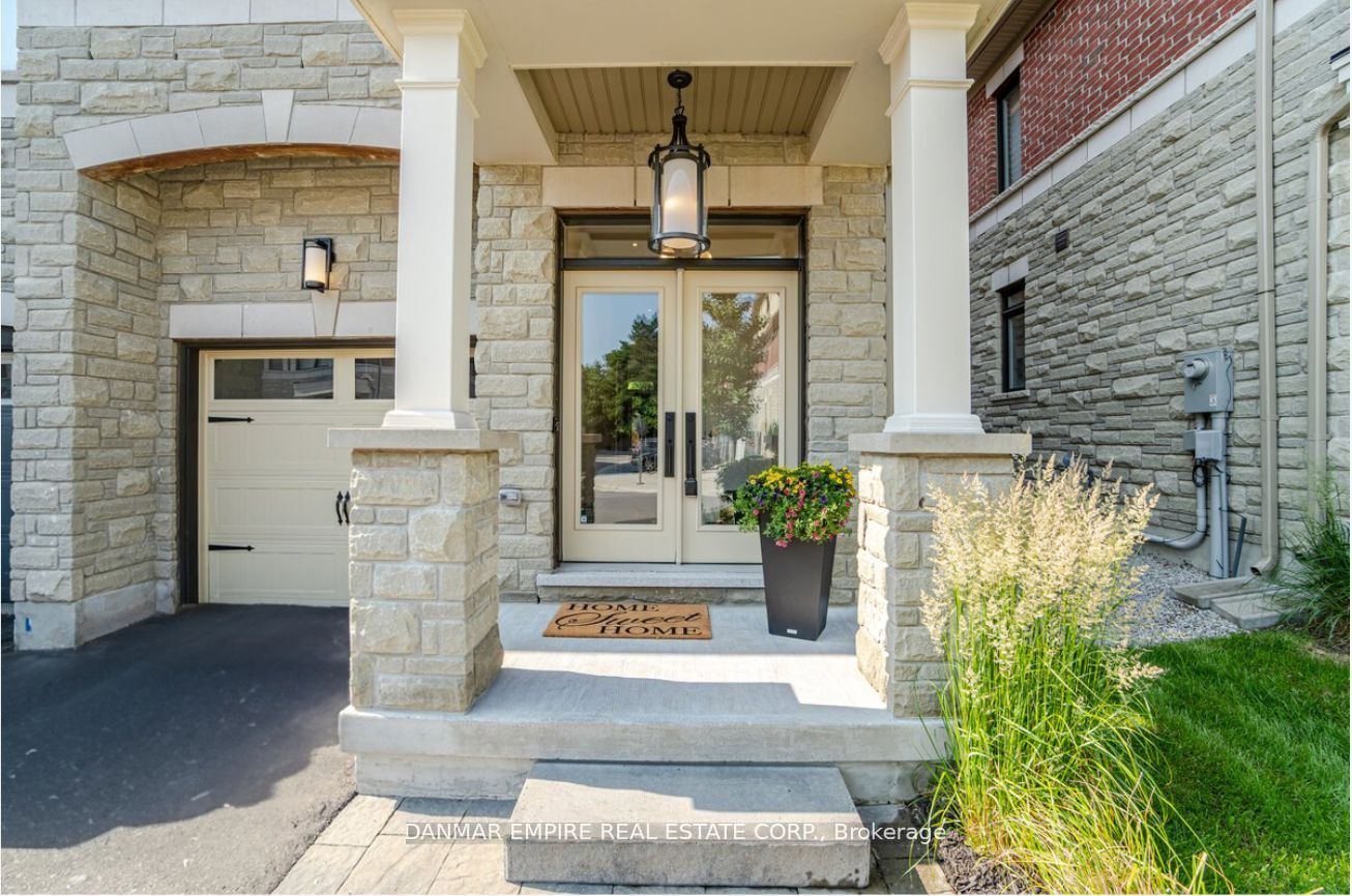 31 Hiawatha Court