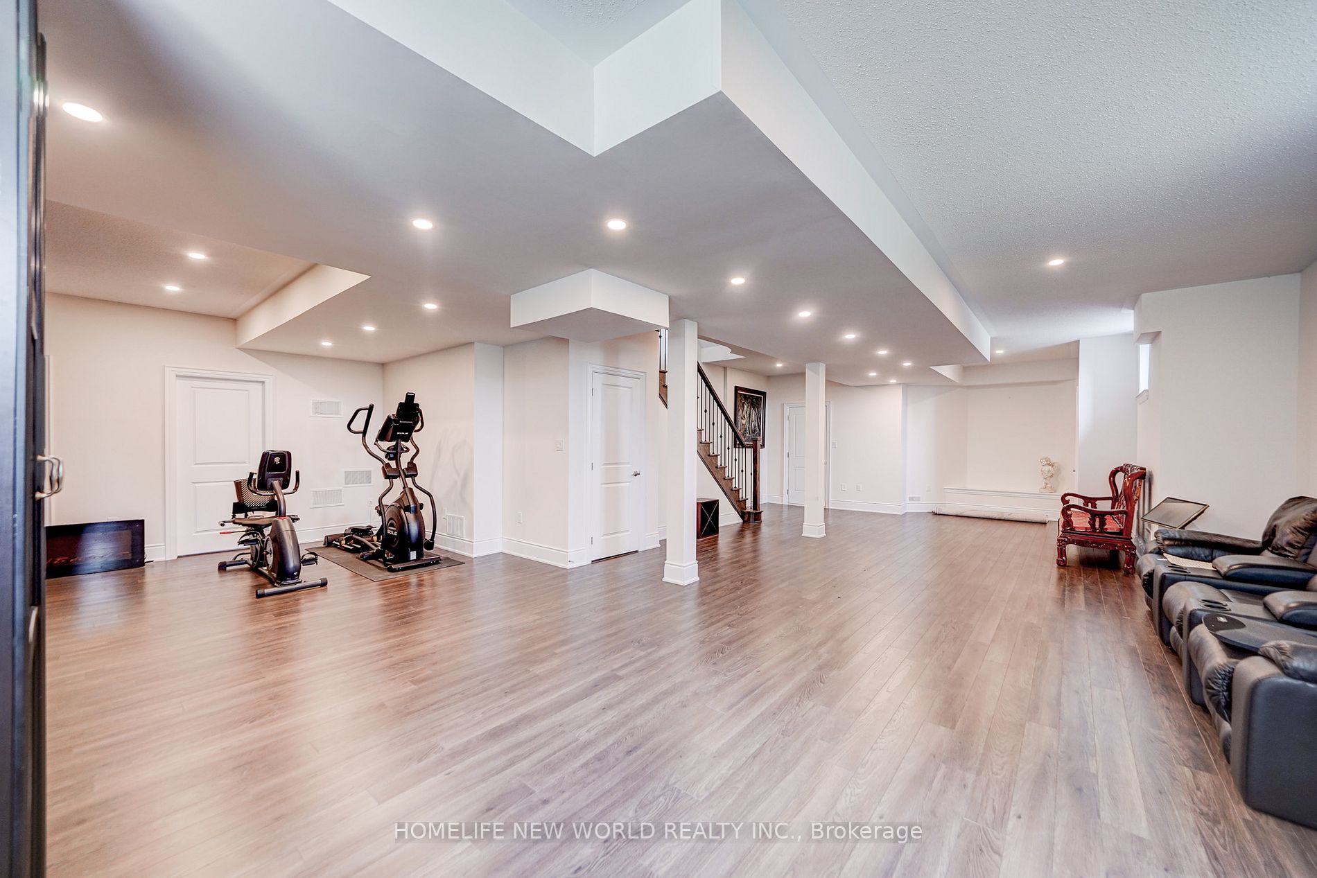 31 Macdonald Crt