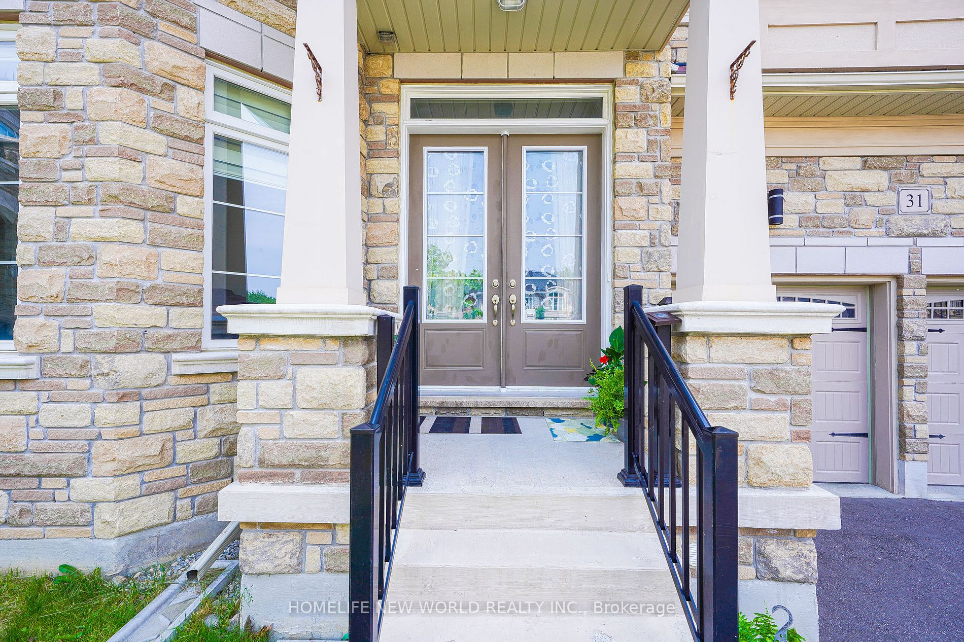 31 Macdonald Crt