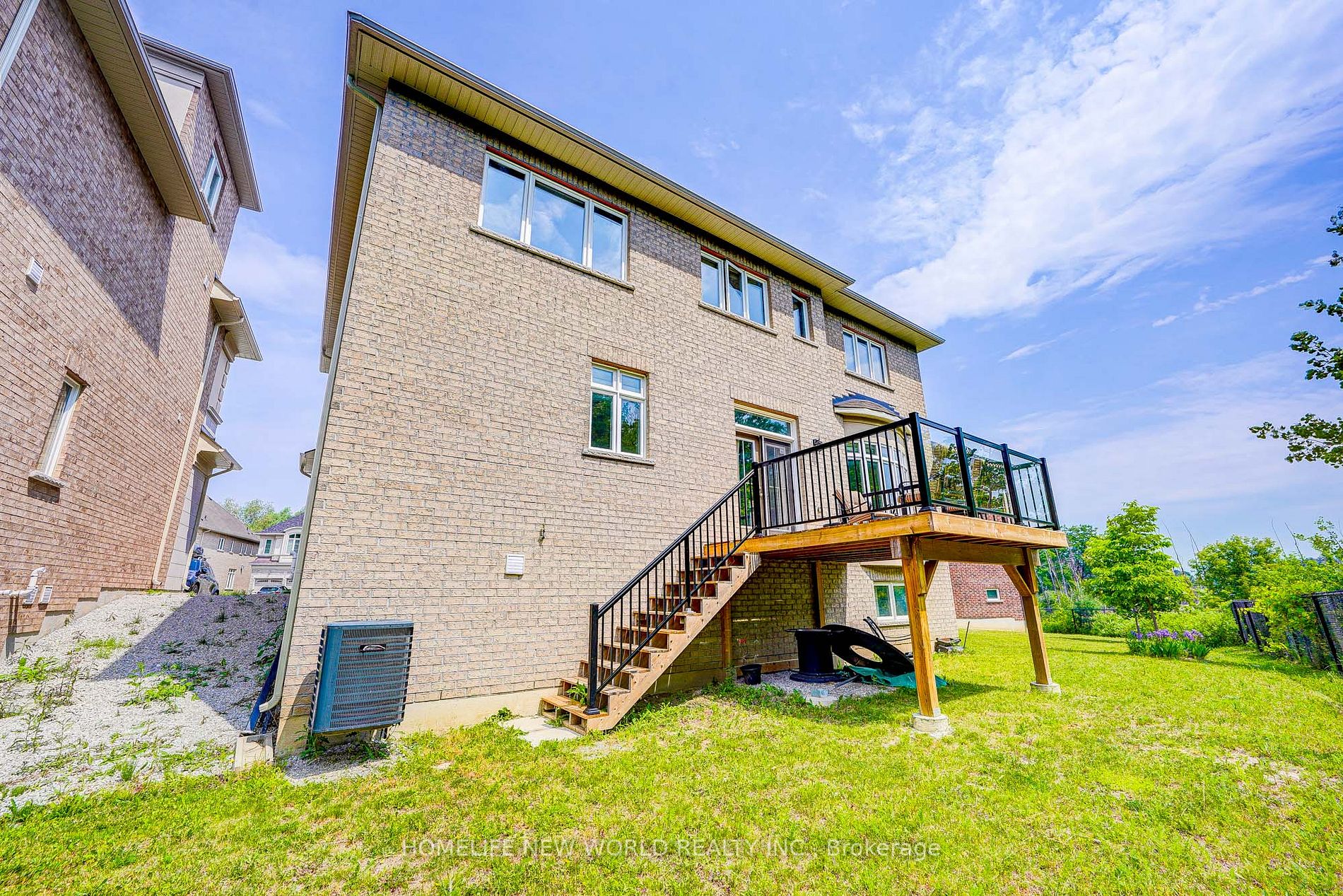 31 Macdonald Crt