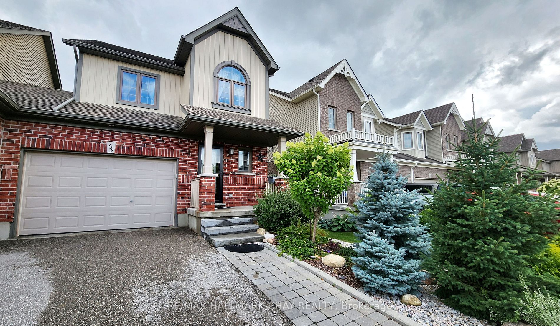 126 Banting Cres