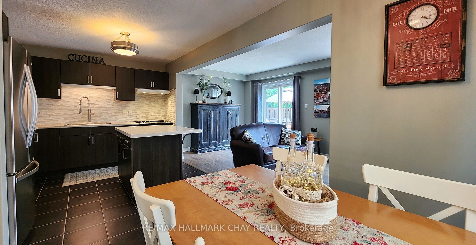 126 Banting Cres