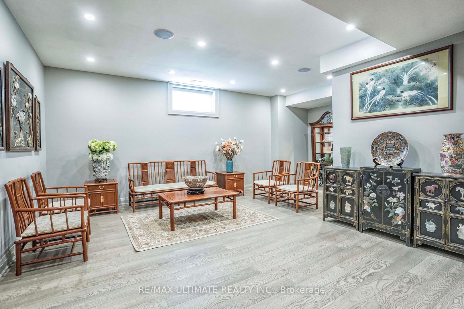38 Dunn Dr