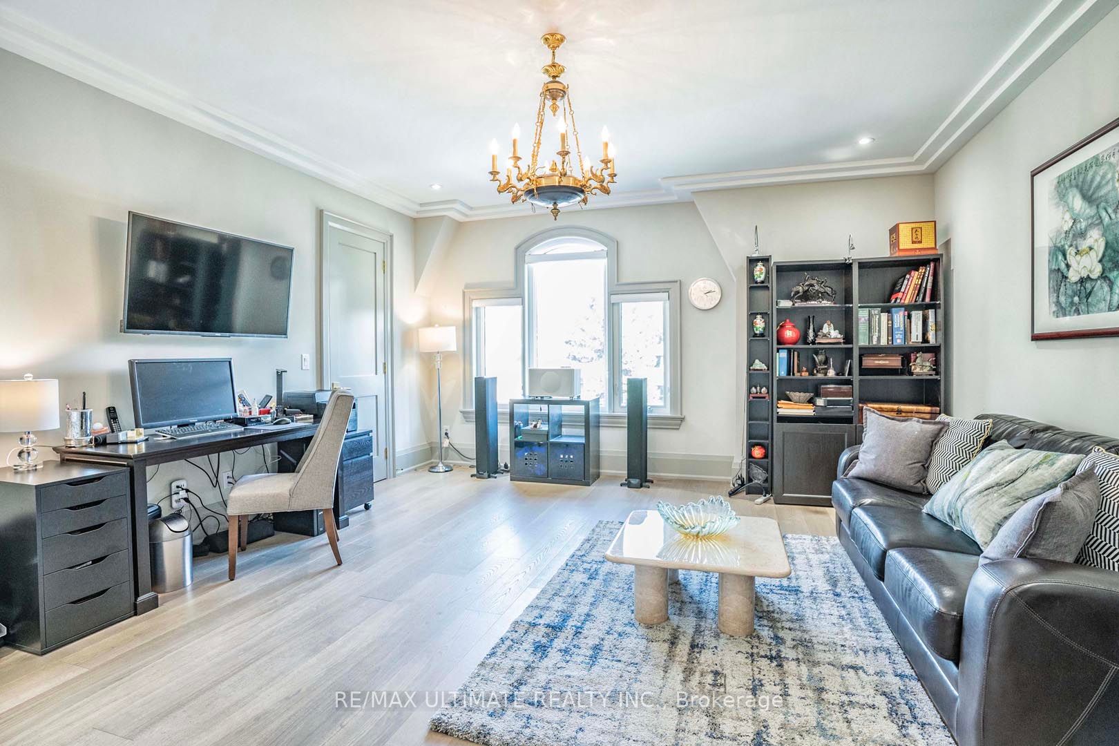 38 Dunn Dr