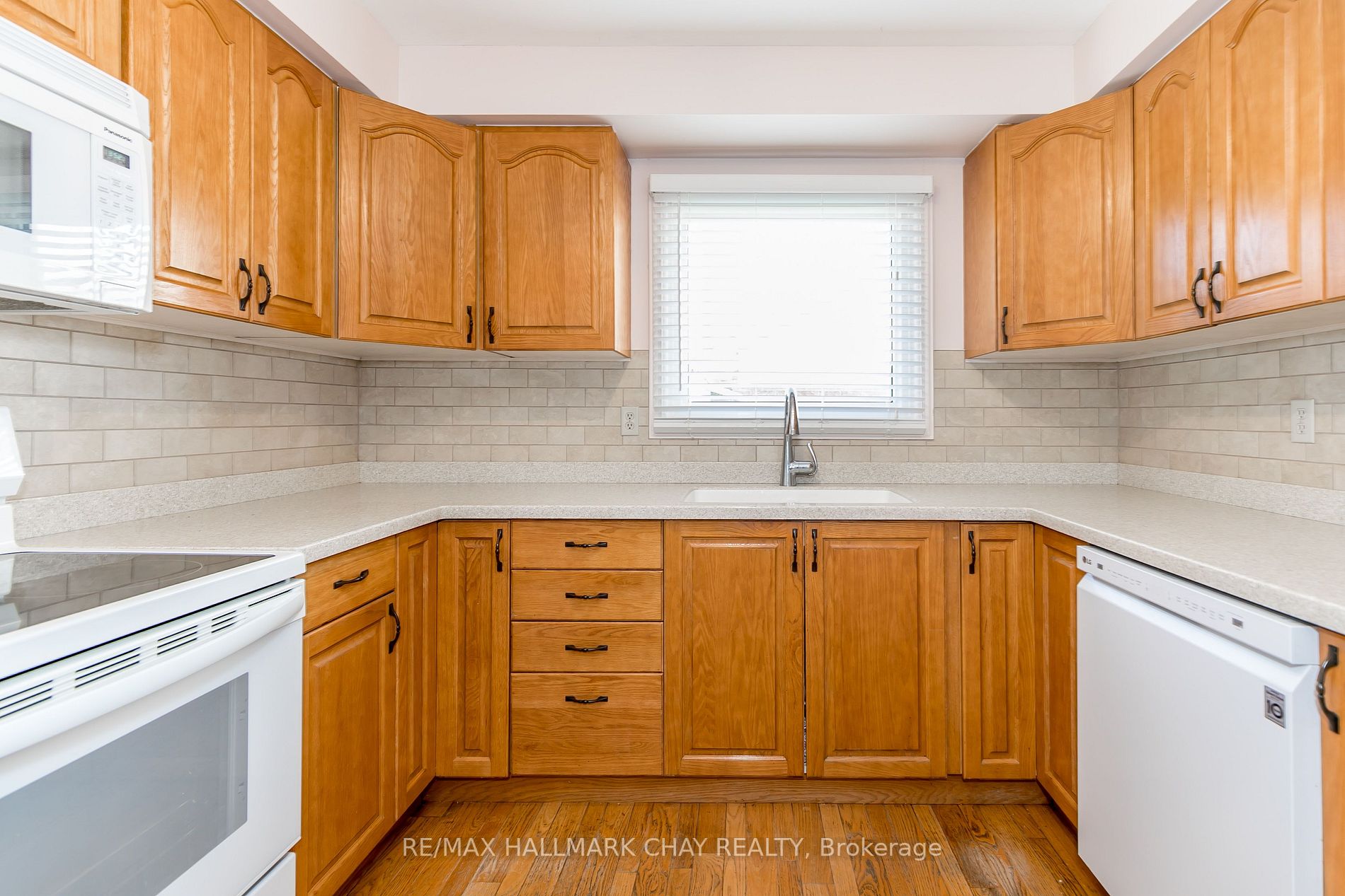 115 John Bowser Cres
