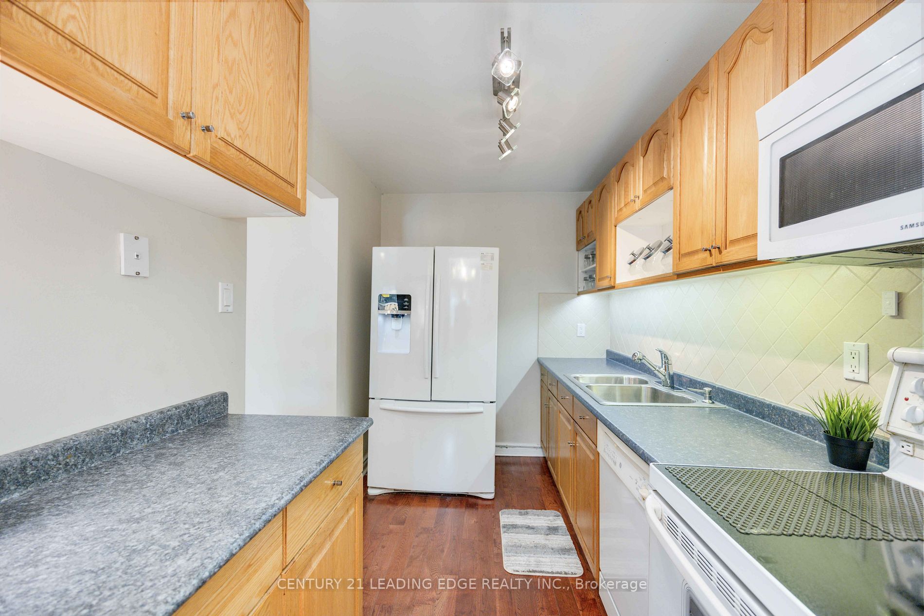 8 Bowman Way, #146