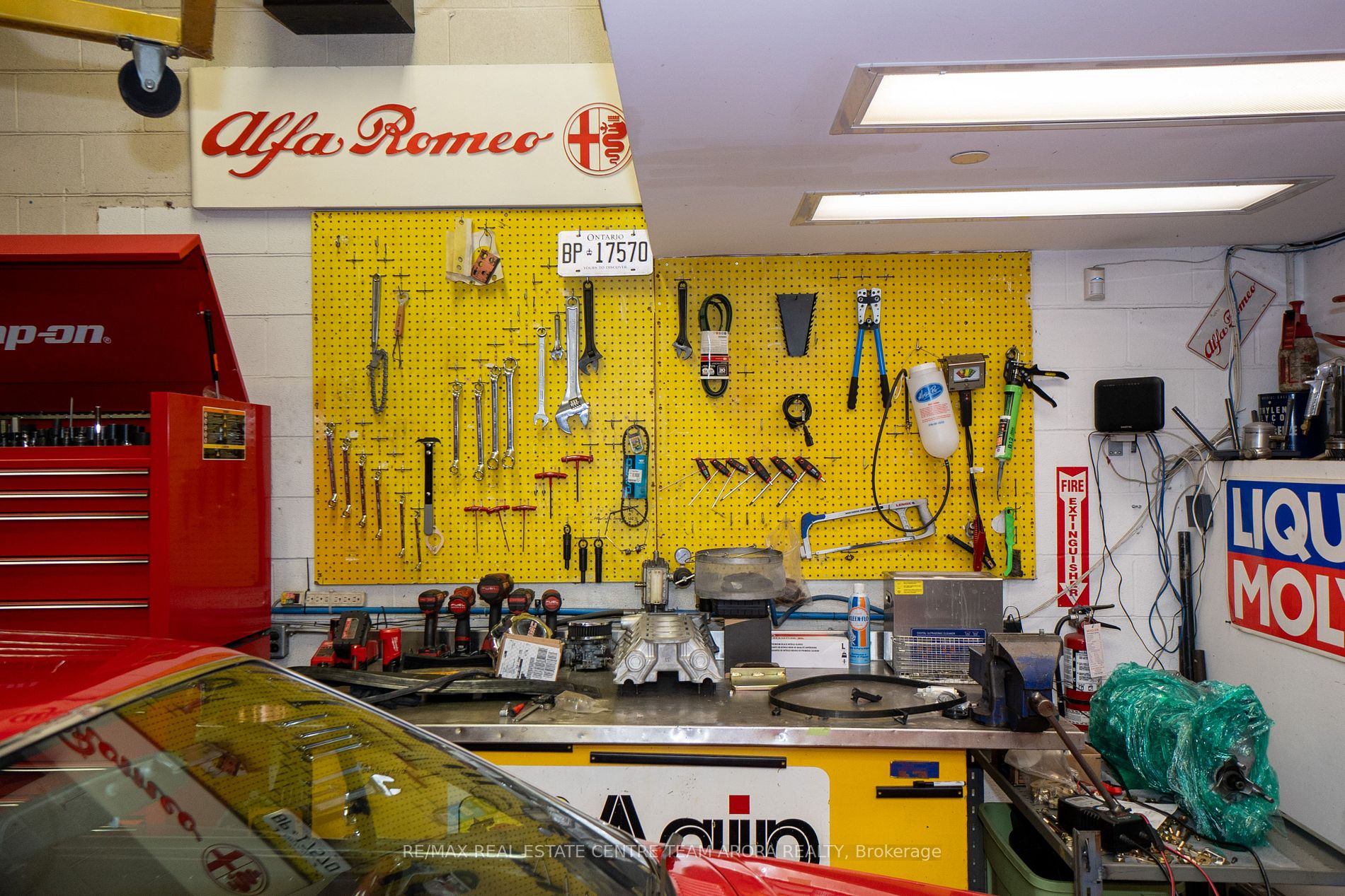320 Hanlan Rd, #18