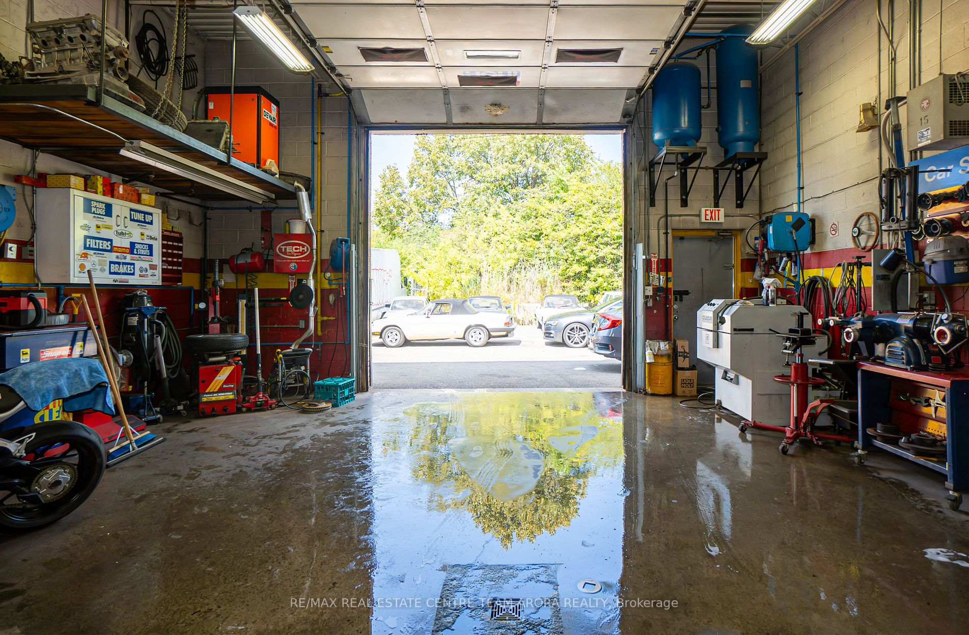 320 Hanlan Rd, #18