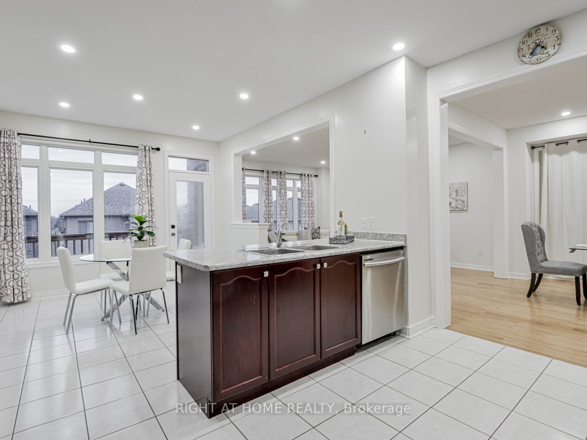 30 Owens Rd