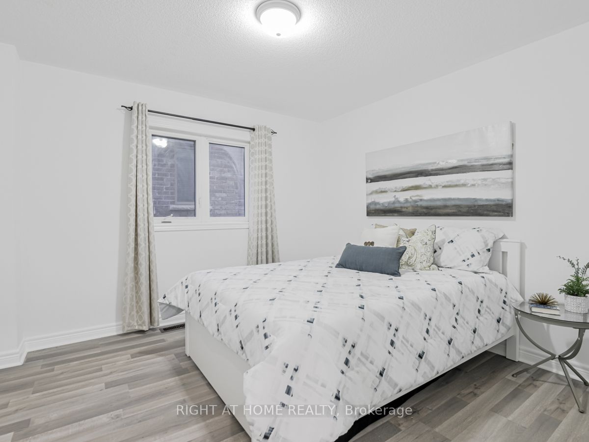 30 Owens Rd