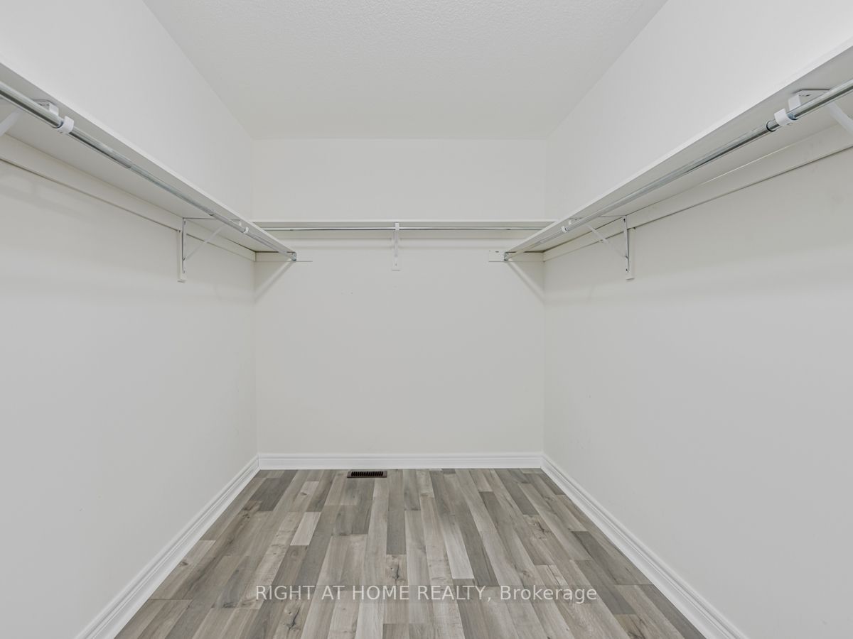 30 Owens Rd