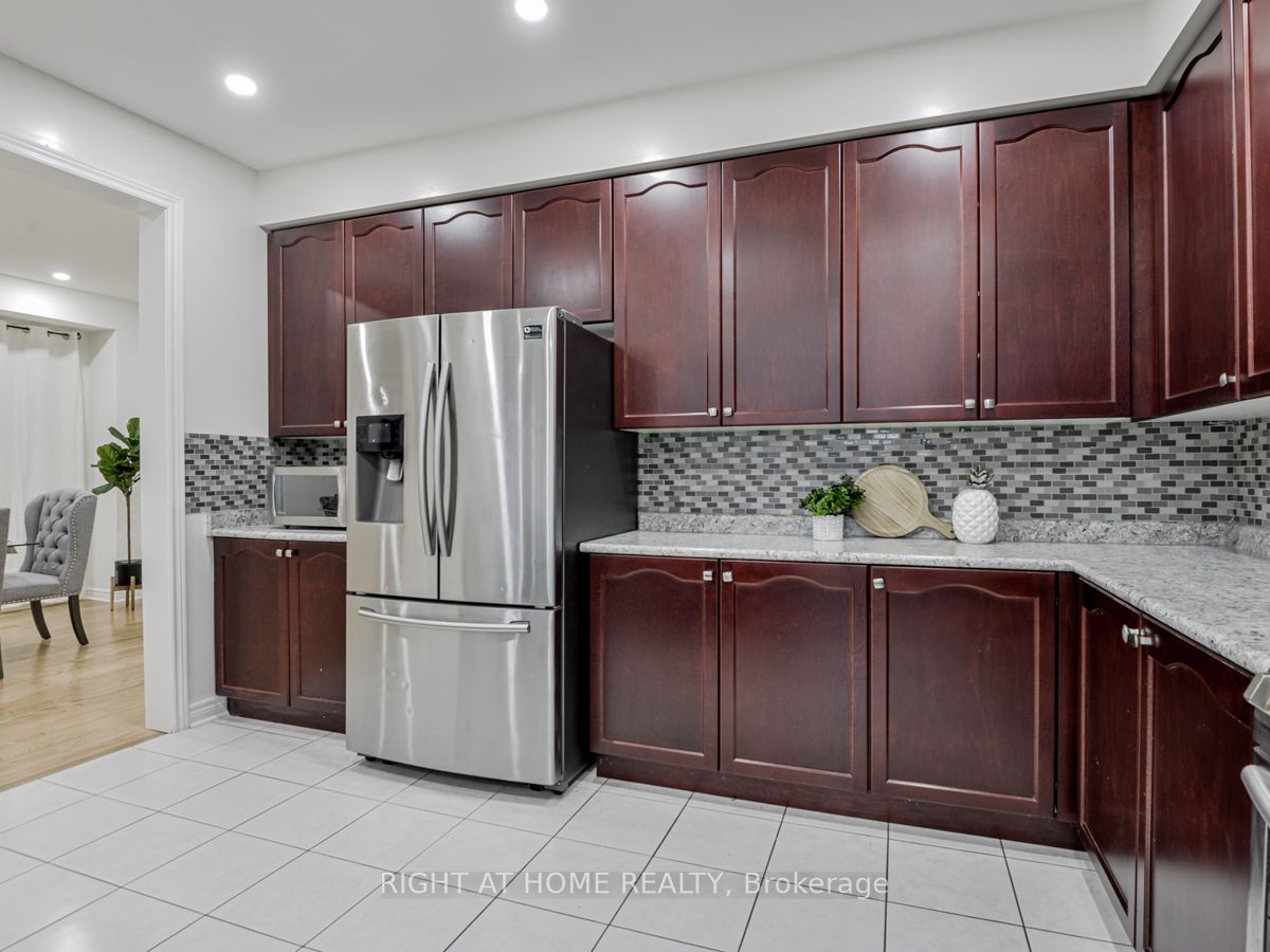 30 Owens Rd