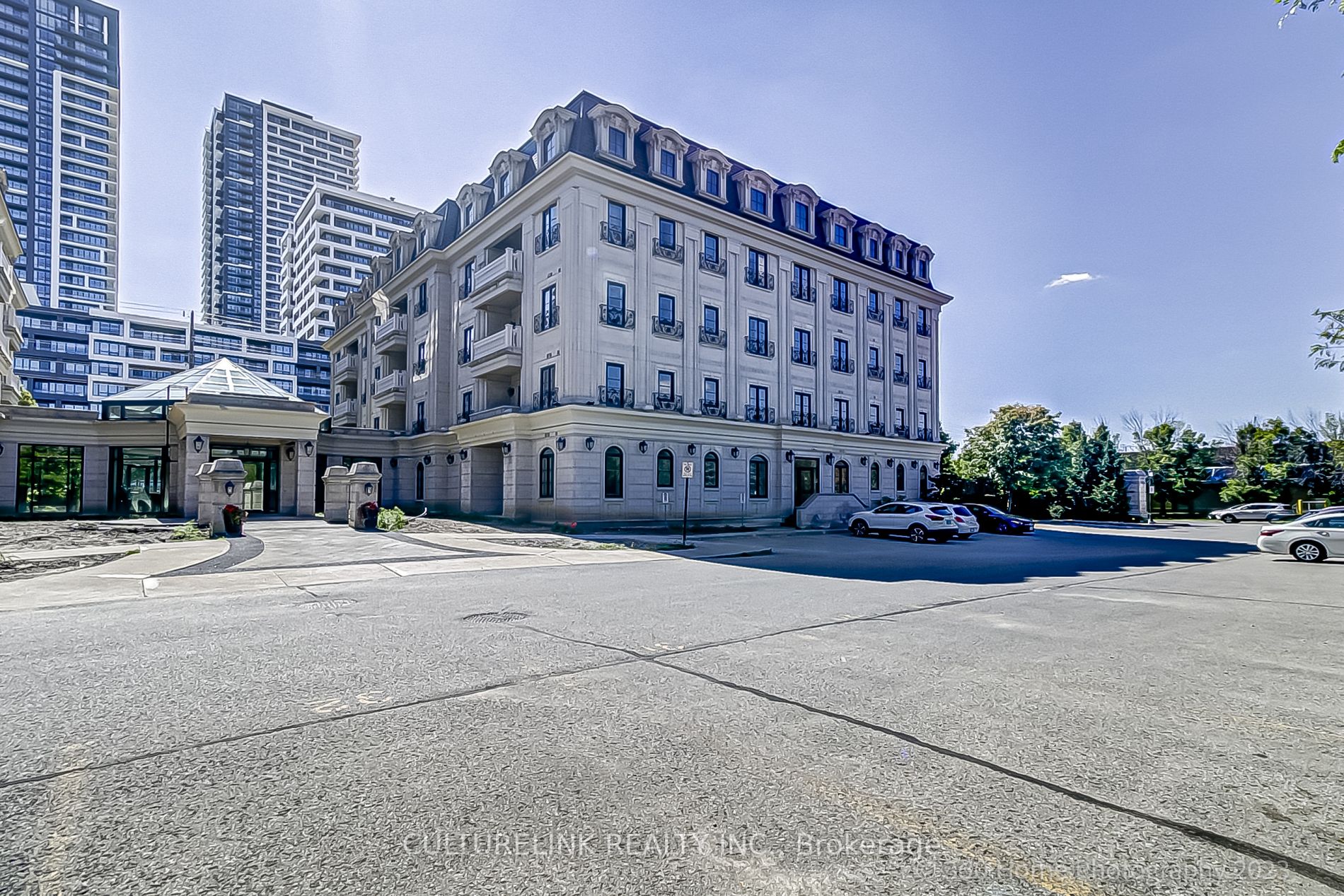 1 Verclaire Gate, #307
