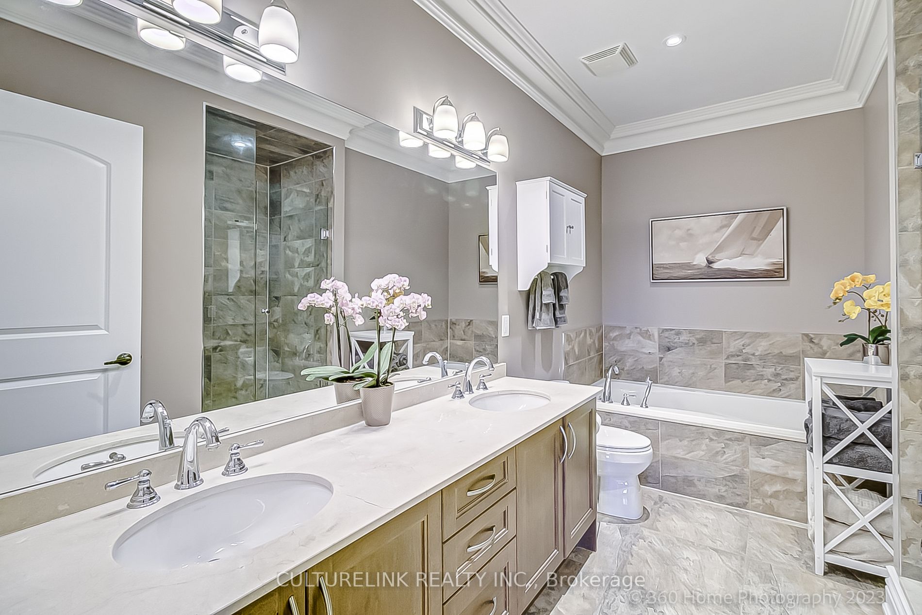 1 Verclaire Gate, #307
