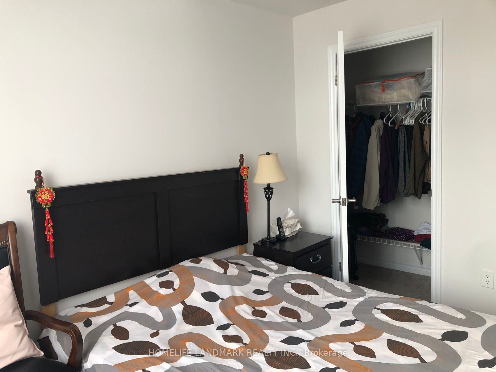 21 Vedette Way