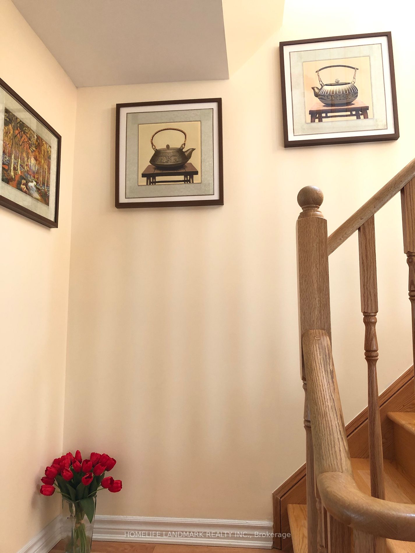 21 Vedette Way