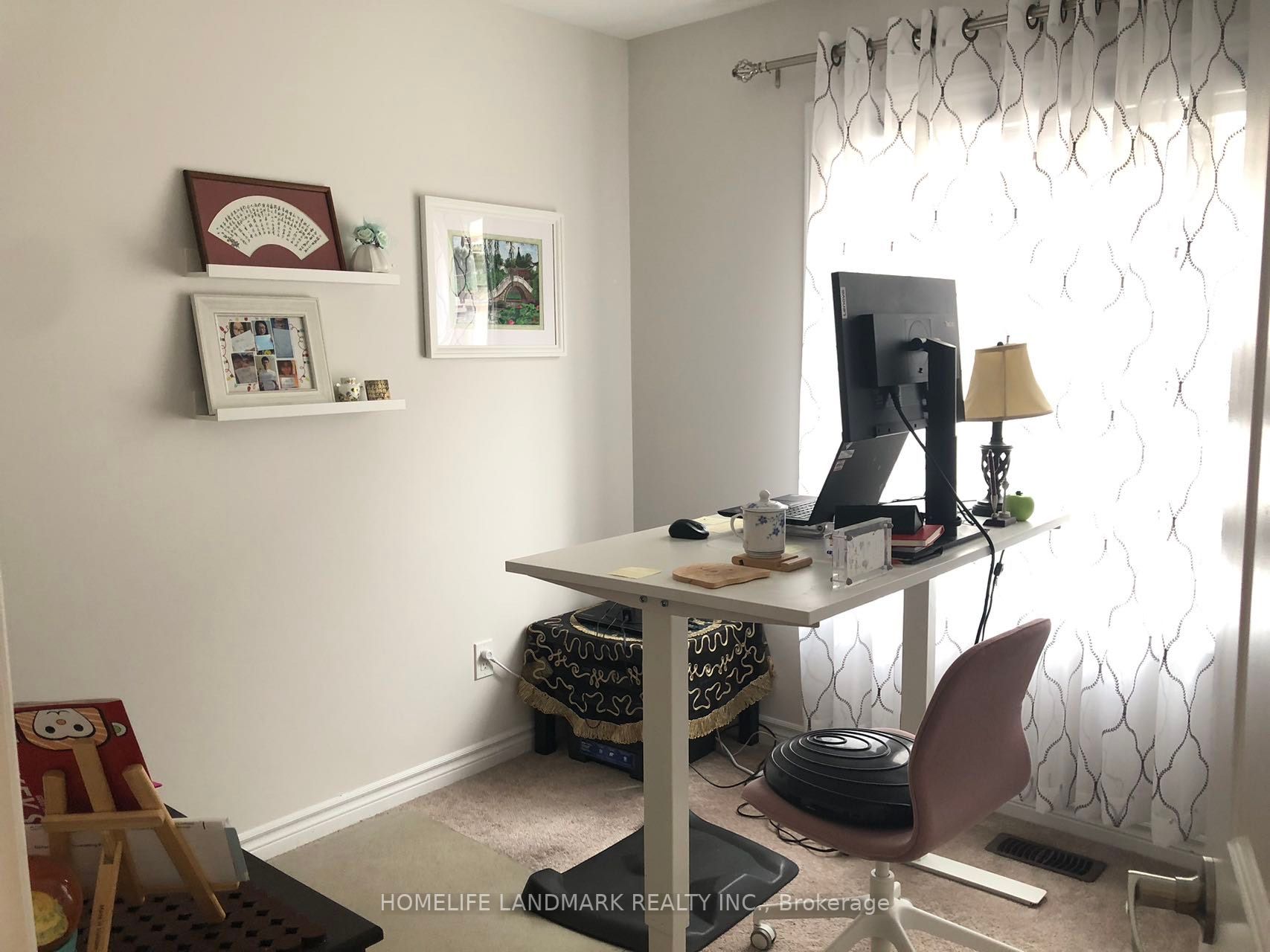 21 Vedette Way