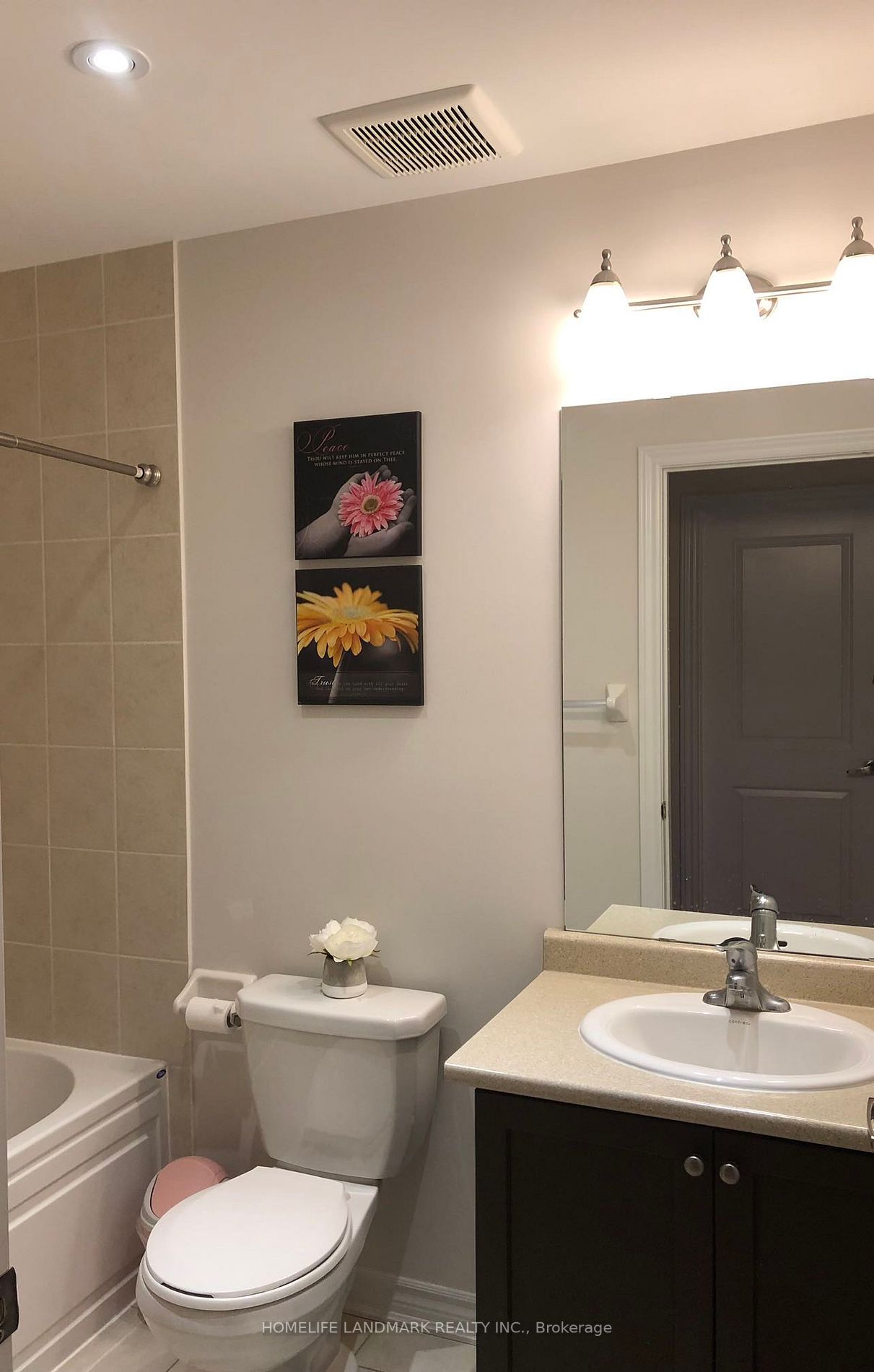 21 Vedette Way