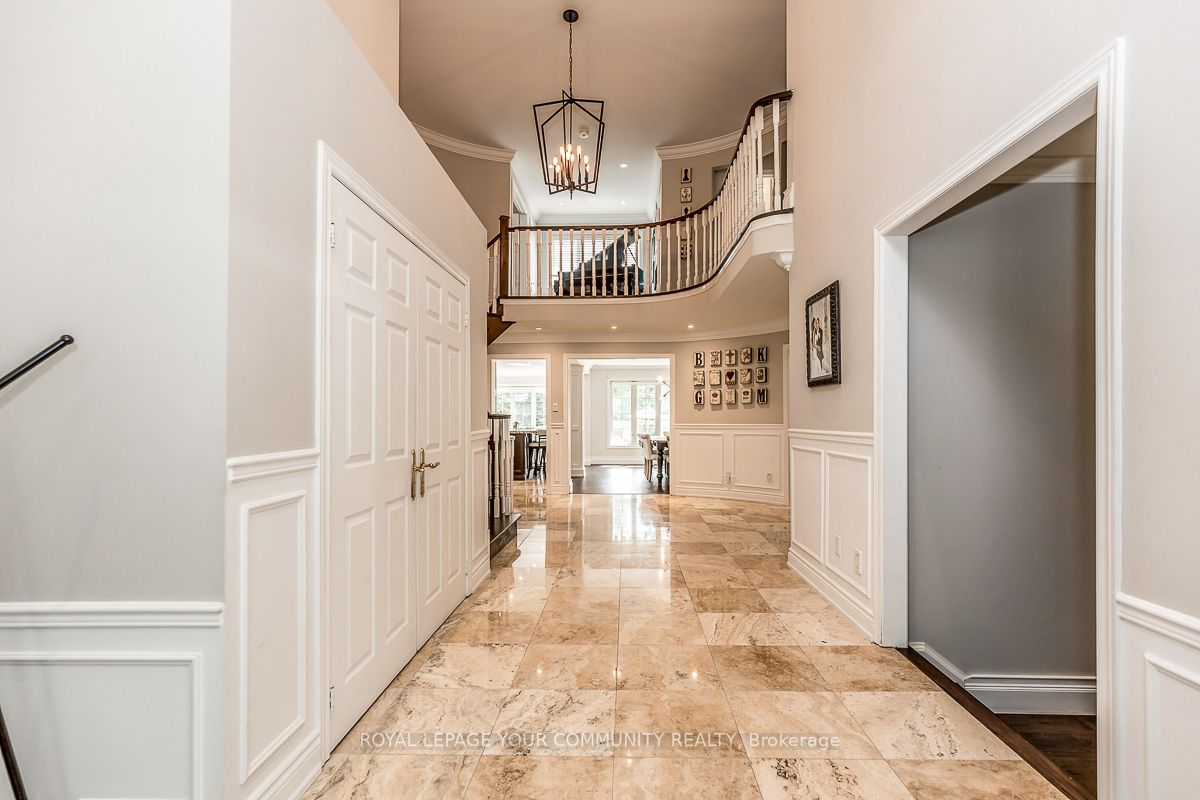 958 Creebridge Cres