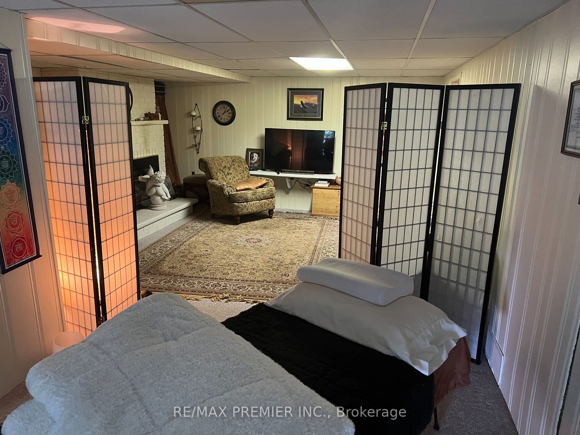 27 Dawson Cres