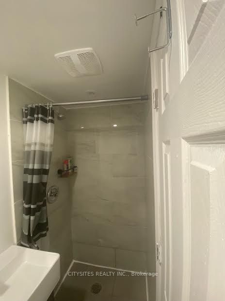 75 Walter Avenue, #1