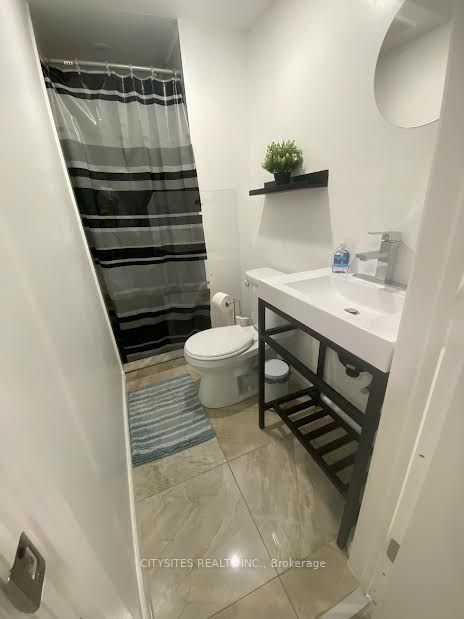 75 Walter Ave, #2