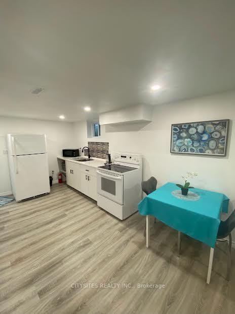 75 Walter Ave, #2